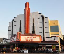 And they have a newly opened bar right when you walk in. Texas Movie Theatres Roadsidearchitecture Com