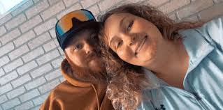 Kyla Bowen's Instagram, Twitter & Facebook