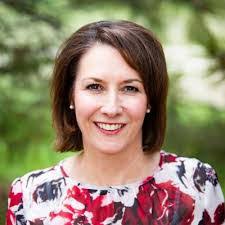 Jennifer Tinsley's Instagram, Twitter & Facebook