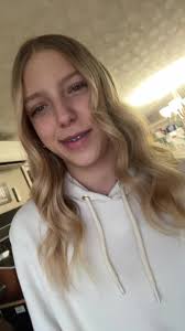 Haley (@haleygoguen77)