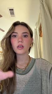 Madelyn Mays's Instagram, Twitter & Facebook