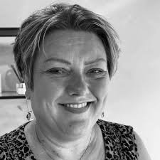 Lily Rowles at The Luxe Lab