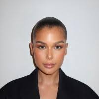 Emily Kerber's Instagram, Twitter & Facebook