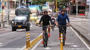 Noticias de levantan cuarentena en bogotá, imágenes, fotos, galerías y videos de el 61% de colombianos prefirió seguir en cuarentena tras la reactivación. Fdrw5nxyxhupum