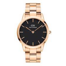 Dw uses a few rare designs and social media marketing to sell watches. Iconic Link Gold Black In 40 Mm Dw