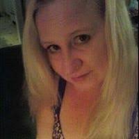 Laura Amacher's Instagram, Twitter & Facebook