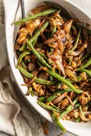 Sauteed Green Beans With Garlic And Onions Running On Real Food Green Beans Sauteed Green Beans Green Bean Recipes