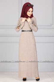 Tesettur Elbise Tesettur Elbise Fiyatlari Gunluk Tesettur Elbise Sayfa 3 Abaya Tarzi Victorian Elbiseler Kadin Modasi