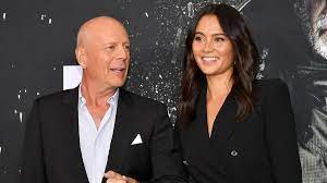 Facebook gives people the power to share and makes the world more open and connected. Bruce Willis Verkauft Sein Luxusanwesen Alle Bilder Von Dem Traumhaus Gq Germany