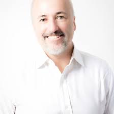 Dennis Fee's Instagram, Twitter & Facebook