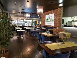 Villa prima® scratch ready® partially topped pizza can be customized any way you like from unlimited pizza varieties to calzones, stromboli and pizza rolls, this unique, partially topped crust. La Prima Pizza Gonsiori