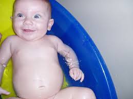 rhiannon bath (happy)