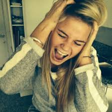 Michelle Vroman (@M2TheChel)