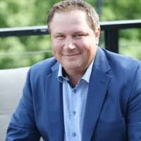 Josh Benge's Instagram, Twitter & Facebook