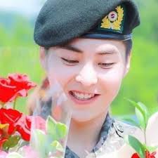 For your information, xiumin is exo's oldest member. Exo S Xiumin Ends Military Service And Fans Welcome Him Pure Kpop