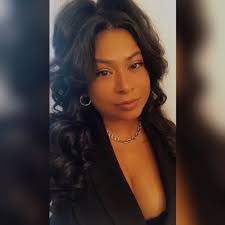 Crystal Ferrier's Instagram, Twitter & Facebook