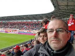 'voetbal is een eenvoudig spel: Bananenflanke Verhalen Over Het Duitse Voetbal Vader En Zoons Met Grote Liefde Voor Duits Voetbal