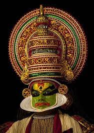 Mysterious Kathakali Dancer With Traditional Face Make Up Kochi India Indian Classical Dance Kathakali Face Dance Paintings