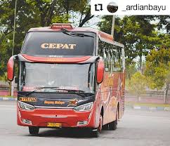 Dari namanya saja sudah banudng exprees tentu saja bus ini merupakan bus asli dari jawa barat , untuk trayek po bandung express memang utamanya menuju dari bandung dengan tujuan ke beberapa kota di jawa tengah dan jogja, untuk harga tiket bus bandung express berkisar di antara rp 120.000 untuk non ac sedangkan untuk kelas armada ac berkisar rp 150.000. Jadwal Dan Harga Tiket Bus Bandung Jogja Terbaru Catatan Transportasi Umum Indonesia