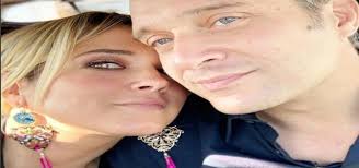 «al pd ho detto subito sì. Claudio Santamaria E Francesca Barra La Famiglia Si Allarga Grazie A Piero Chiambretti Cupido Per La Coppia