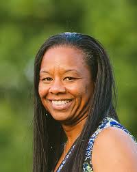 Monique Hendricks's Instagram, Twitter & Facebook