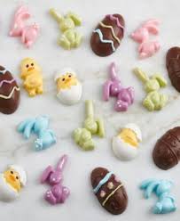 Paint the chocolate onto the inside of the silicone mold using a food safe brush. Trudeau Eggs Chocolate Molds Reviews Bakeware Kitchen Macy S Chocolate Molds Chocolate Candy Molds Silicone Chocolate Molds
