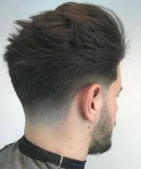 Sitillerini arıyorsanız doğru yerdesiniz ,sizlere bu yazimizda erkekler için uzun saç kataloğunu örnek saç kesim resimlerini sunuyoruz. Trend Erkek Sac Modelleri 2020 En Bilgin Erkek Sac Modelleri Sakal Ve Sac Sac