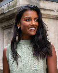 Simone Ashley at the Calvin Klein x Nensi Dojaka SS25 and 16Arlington SS25  shows during London Fashion Week (September 14-15, 2024) : r/popculturechat