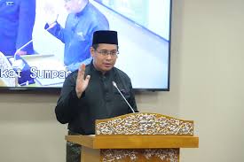 Mohamad ariff md yusof was removed by the perikatan nasional government during yesterday's parliamentary sitting through a motion brought by the prime minister. Hon Tuan Yamani Hafez Bin Musa Sworn In As Member Of The House Of Representatives Parliament Of Malaysia 7 January Hon Tuan Yamani Hafez Bin Musa Member Of Parliament For Sipitang Has Sworn In As A Member Of The House Of