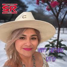 Happy Birthday Kristin Harmel May all your wishes come true 🎂