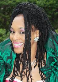 Linda Theus's Instagram, Twitter & Facebook