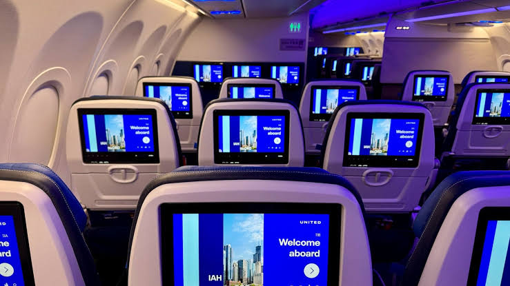 United Airlines details 6 big inflight entertainment updates, including all-new Control Tower map - The Points Guy