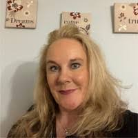 Jo Knott's Instagram, Twitter & Facebook