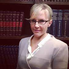 Rachel Harris Wearing The Ivy For The Tv Show Suits Stylish Sunglasses Celebrities Rachel Harris