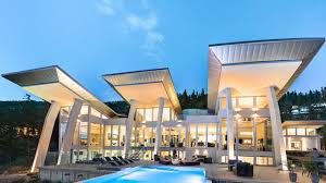 Lakefront hotel in himrod with free parking. Ultra Modern House In The Heart Of Canada S Okanagan Valley Wine Country Mansion Global Country Mansion Outdoor Movie Screen Mansions
