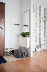 Como Decorar Una Pequena Entrada Recibidores De Casa Entradas De Casas Pequenas Decoracion De Interiores