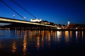 Daraus ergibt sich eine vielzahl an zerklüfteten landschaften, die als einige der schönsten teile des landes gelten. Sehenswurdigkeiten Bratislava K U K Meets Kommunismus