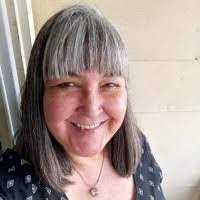 Shelley Drysdale's Instagram, Twitter & Facebook