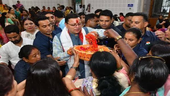 CM Dhami Announced 4 Scheme for Women सीएम पुष्कर सिंह धामी ने दी रक्षाबंधन की बधाई, कहा-मिथक को तोड़ने में भी  माताओं और बहिनों का बड़ा योगदान | CM Pushkar Singh Dhami congratulated  Rakshabandhan, Mothers ...