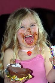 31 old photos of Easter through the years