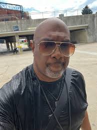 IT'S MY BIRTHDAY!!! ❤️🎈🎉 I just want to take a moment to express my  heartfelt gratitude to God Almighty for another year of life, love, and  blessings. As I mark a new