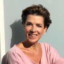 Entrevista a Mercedes Sader, directora, Black Gallery (Pueblo Garzón) by  ESTE PODCAST