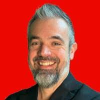 Kerry Larkin's Instagram, Twitter & Facebook