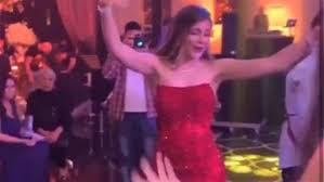 هاشتاج شيرين السكرانة يتصدر شيرين عبد الوهاب سكرانة طينة و تسب عمرو دياب في فرح عم. Ø¨Ø¹Ø¯ Ø±Ù‚ØµÙ‡Ø§ ÙÙŠ ÙØ±Ø­ Ø£Ø®ØªÙ‡Ø§ Ù…Ù„Ùƒ Ù‚ÙˆØ±Ø© Ù…Ø·Ù„ÙˆØ¨Ø© Ø¹Ù„Ù‰ Ø¬ÙˆØ¬Ù„ ÙÙŠ Ø§Ù„Ø³Ø¹ÙˆØ¯ÙŠØ©