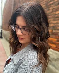 𝖠𝗆𝖺𝗇𝖽𝖺 𝖧𝖾𝗅𝗍𝗈𝗇 ✌︎ NWO STYLIST