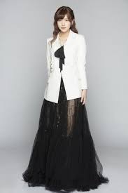 許維芳翻唱蔡旻佑 我可以 圖 索尼提供 victorian dress fashion dresses