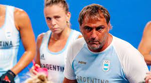 In 2006 he was dismissed from the national team by his former teammate and head coach, sergio vigil. S5jup8lnkmzfbm