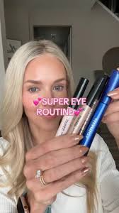 ✨IT's National Superhero Day✨ One of the best days to show off  #ITCosmeticsPartner @Erin Allan’s superhero dream team eye routine🤩 Get  the look: 🤍Superhero Shadow Sticks in shades: Silk Armor & ...
