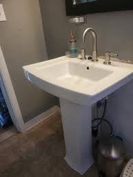 4 centers pedestal sinks