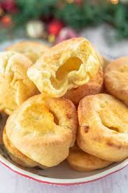 All You Need Are Just 5 Ingredients To Make This Traditional Yorkshire Pudding R Yorkshire Pudding Recipes Pudding Recipes Traditional Yorkshire Pudding Recipe